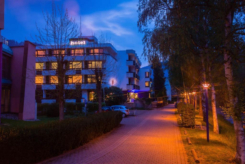 Kronen Hotel Бад-Лібенцелль Екстер'єр фото
